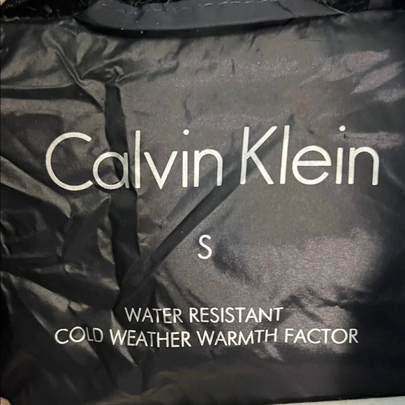 Calvin Klein Women's Black Puffer Jacket - Picture 11 of 12